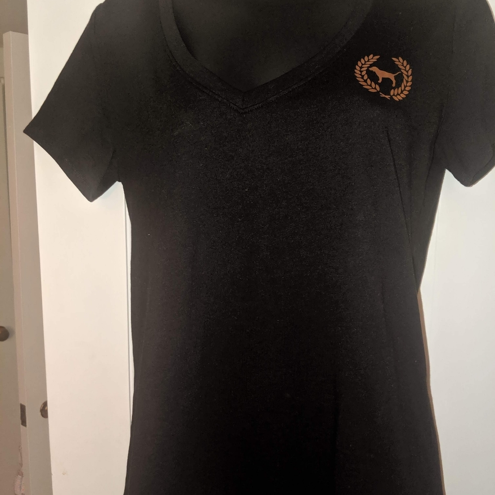 Xs and small nwt bling v- neck pink v s